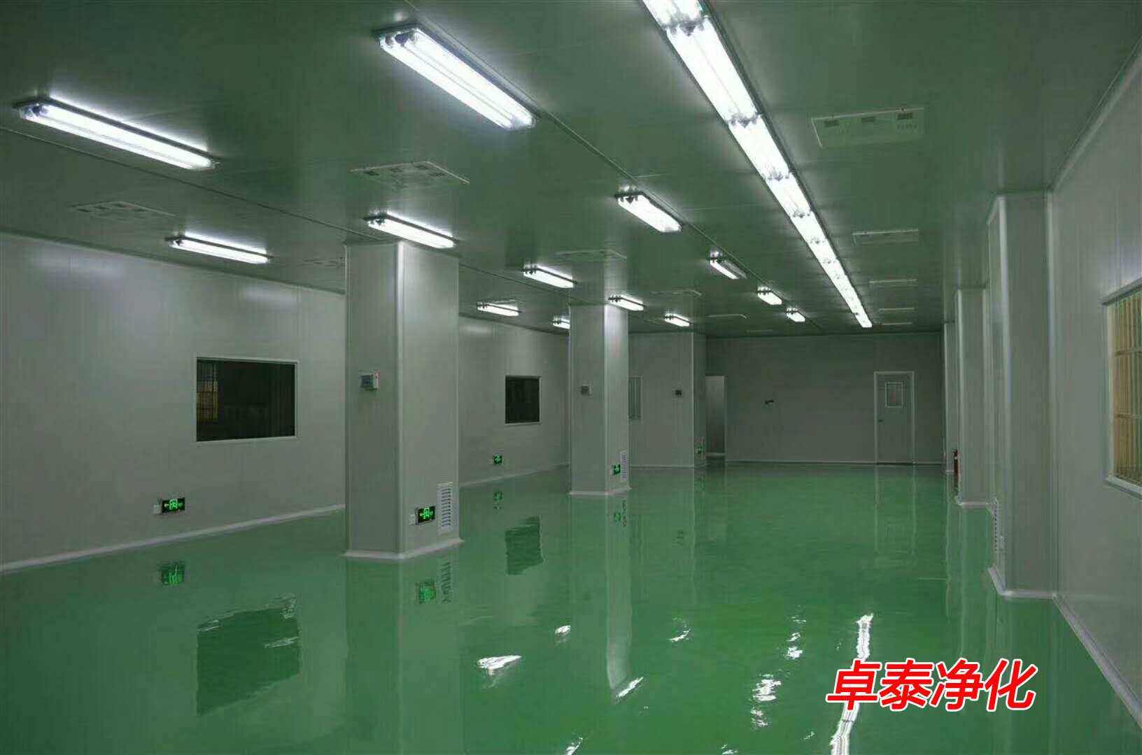 河北睿天航遠(yuǎn)電子潔凈車(chē)間安裝完成